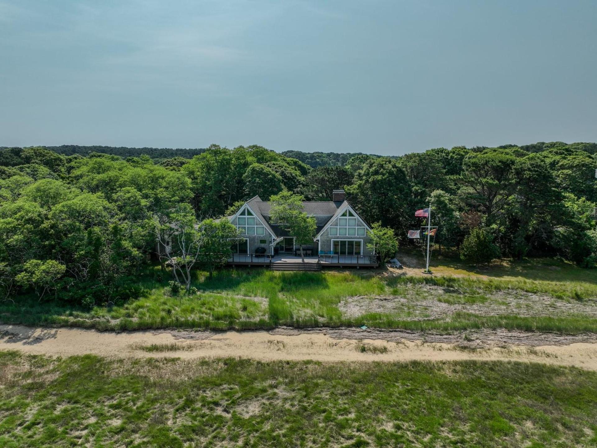 Gorgeous Home Near Picturesque Lt Island Wellfleet Exterior photo