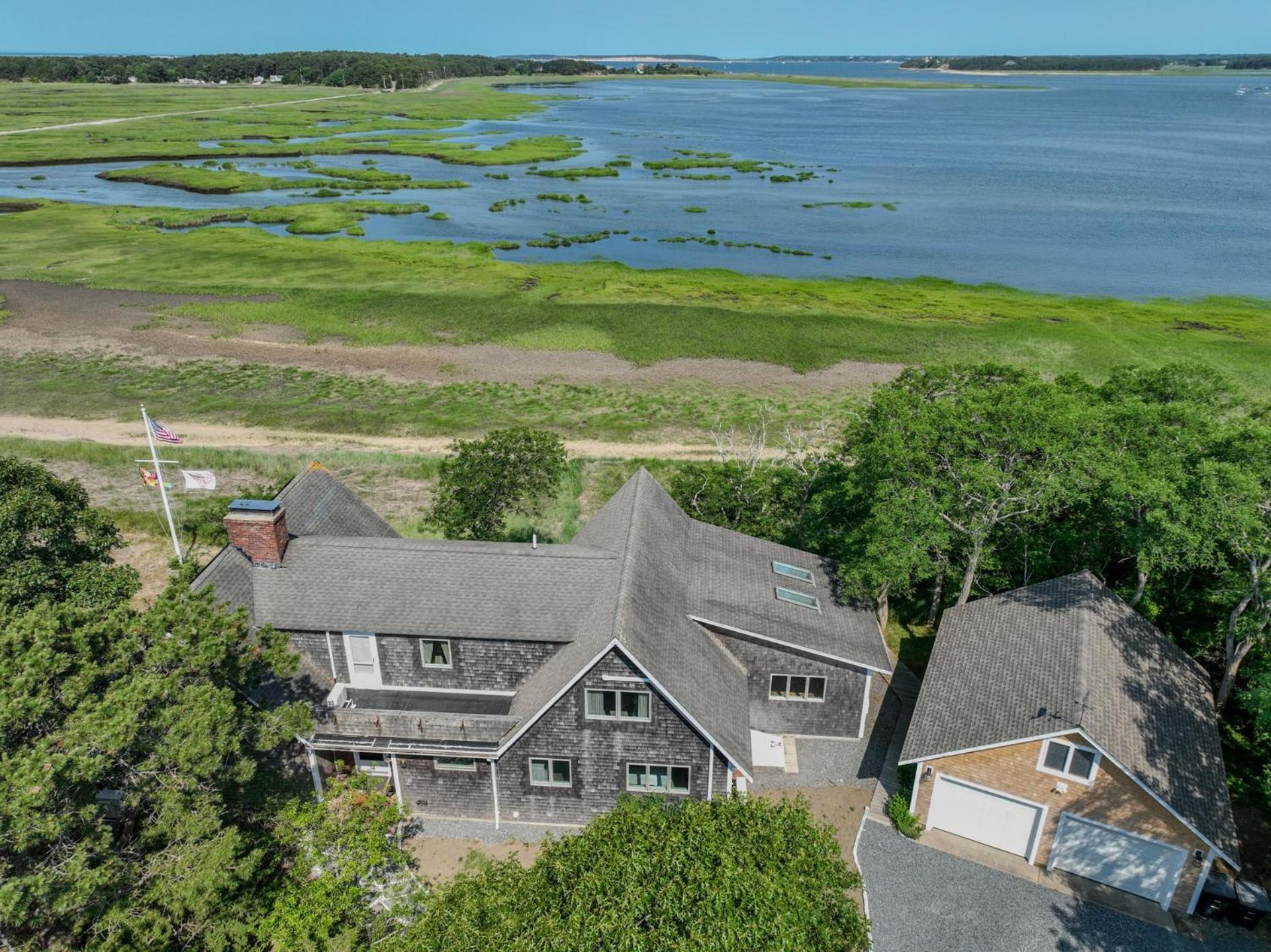 Gorgeous Home Near Picturesque Lt Island Wellfleet Exterior photo